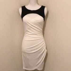 Guess White/Black Side ZIP Wrap Dress, Size Small